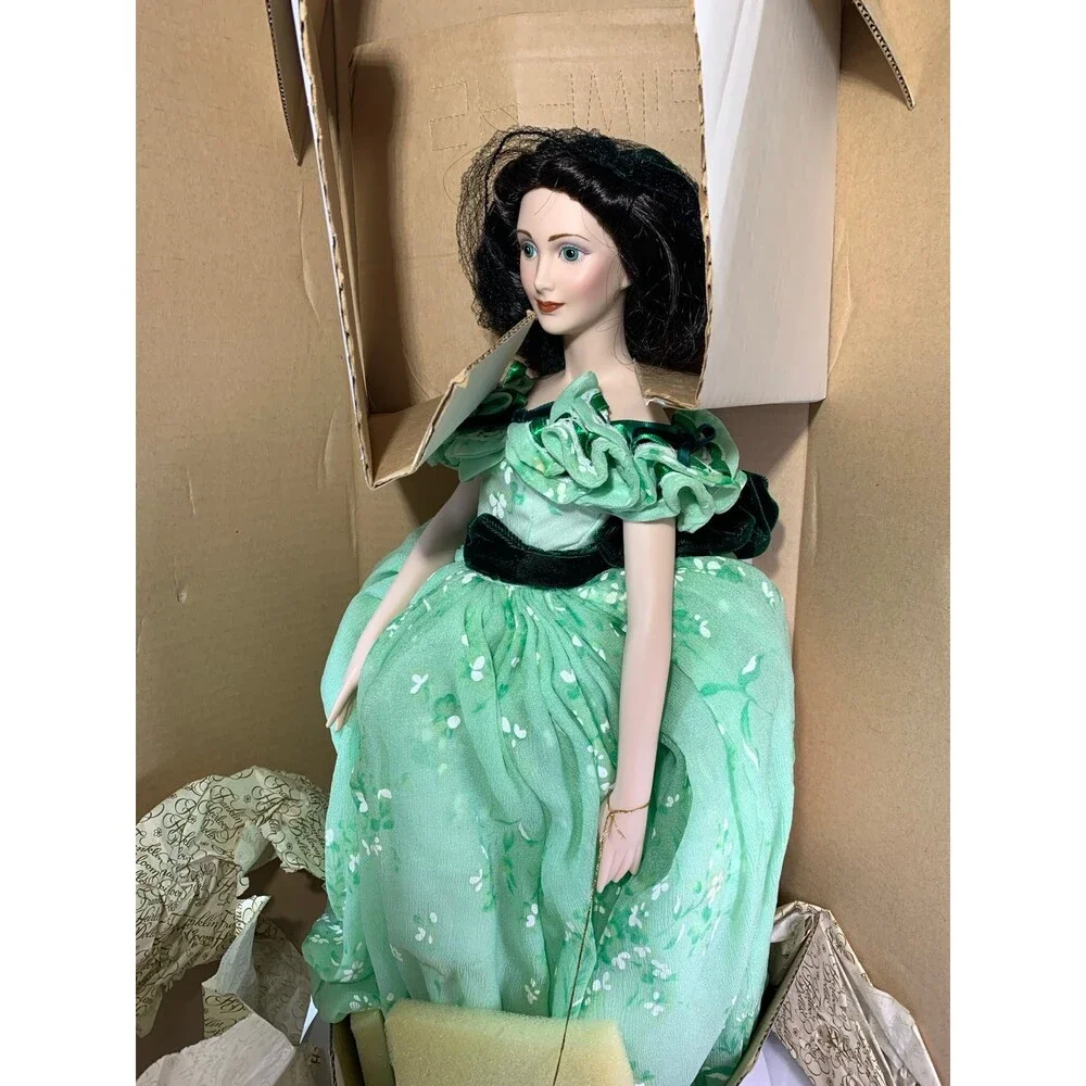Scarlett O’Hara porcelain doll in Box Franklin Mint